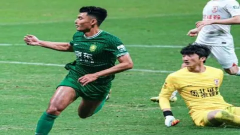 激情对决！狼队焕发新生，挑战纽卡斯尔联，能否持续回暖势头？