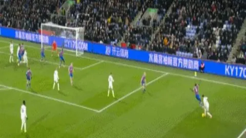 “独家粉丝盛宴！活塞主场激情再现，绿军对决不容错过！”