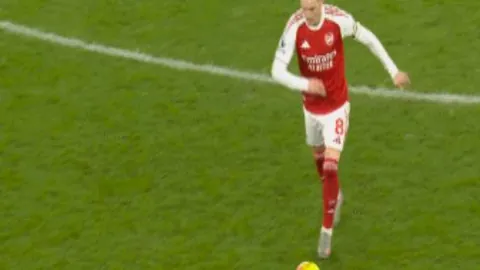 揭秘昨日战绩风云：5胜4的秘密，数据与基本面差异大揭秘！